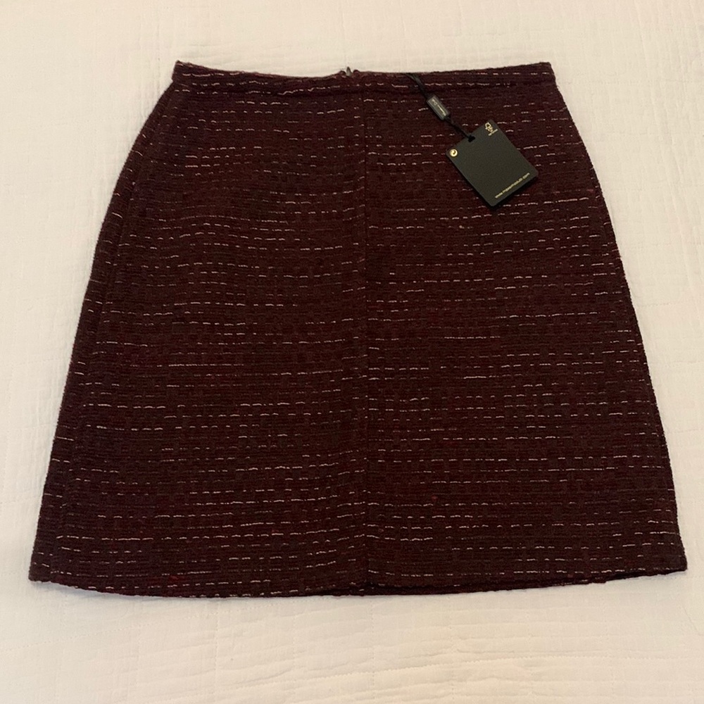 Wine red tweed mini skirt — NWT